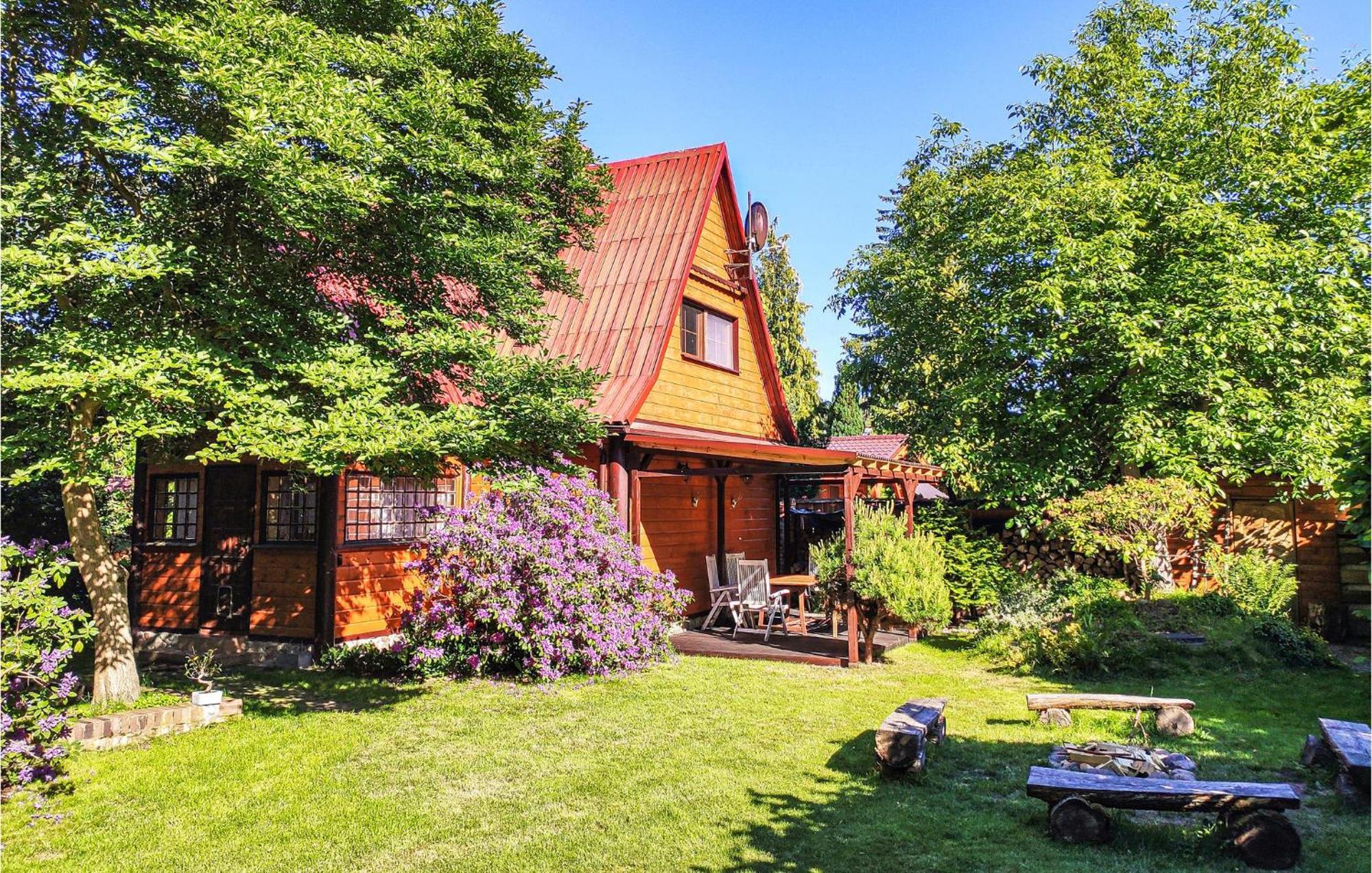 3 Bedroom Lovely Home In Nowe Warpno Exterior photo